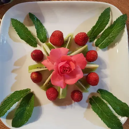 Biohof Hausberg Bed & Breakfast