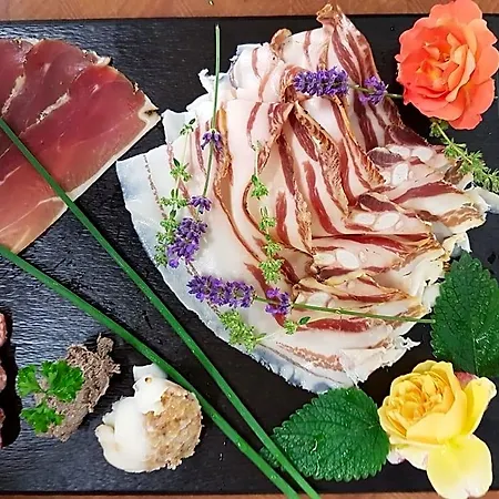 Biohof Hausberg Alojamento de Acomodação e Pequeno-almoço Egglham